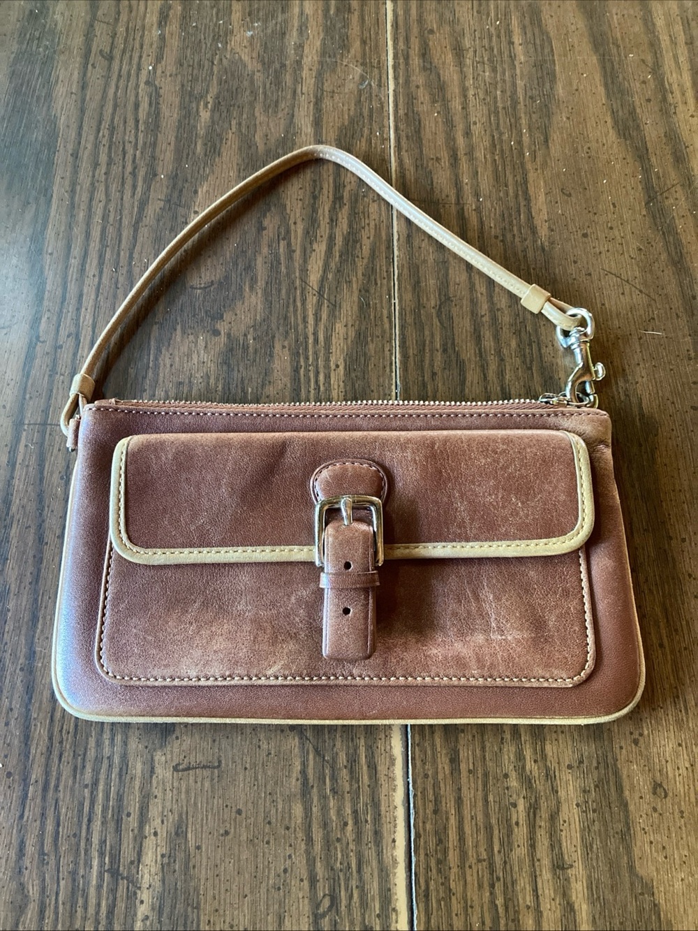 Coach soho brown/tan Leather Buckle Wristlet Clutch